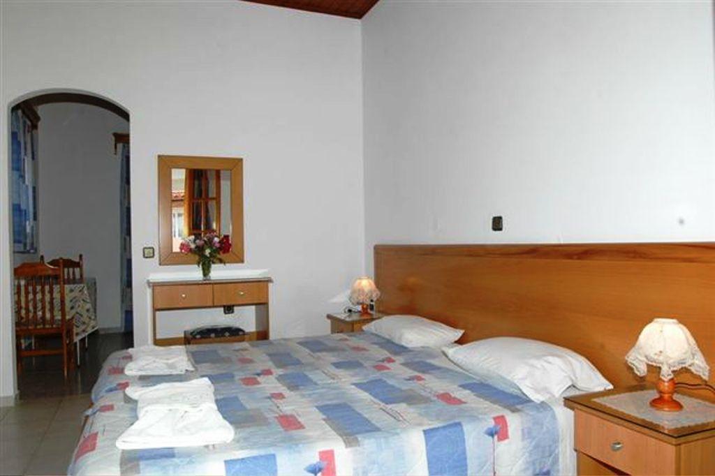 Blue Sky Aparthotel Sidari  Phòng bức ảnh
